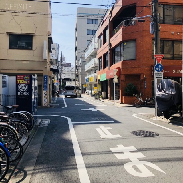 古川ビル ビル前面道路