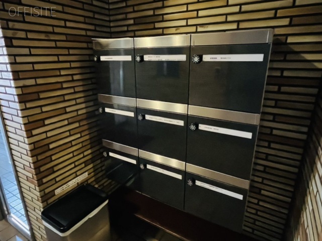 岩見ビル　エントランス