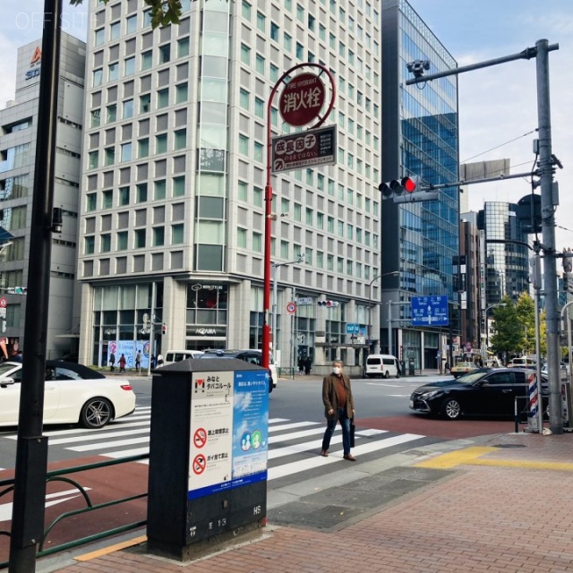 胡萩堂(こはぎどう)ビル ビル前面道路