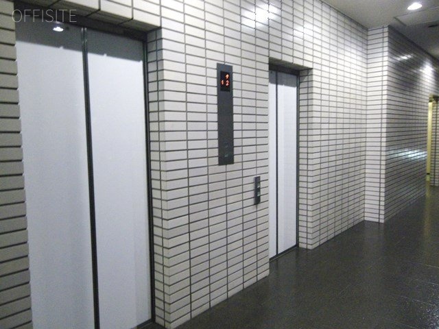 銀座白鶴ビル エレベーター
