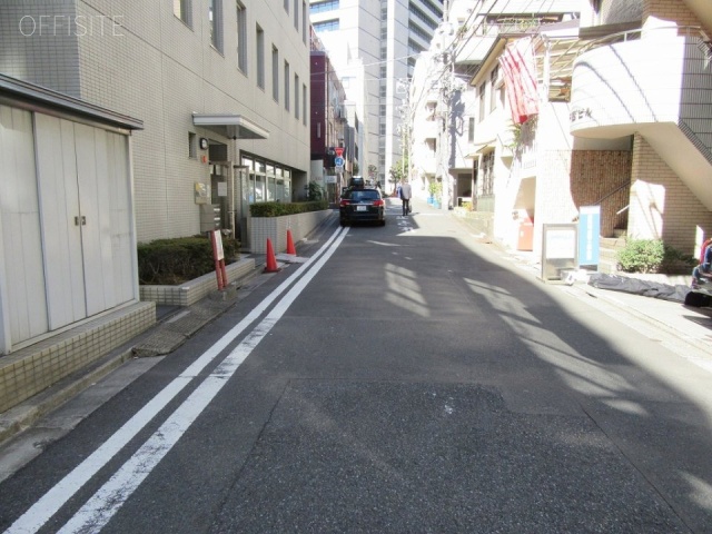 豊盛堂ビル ビル前面道路