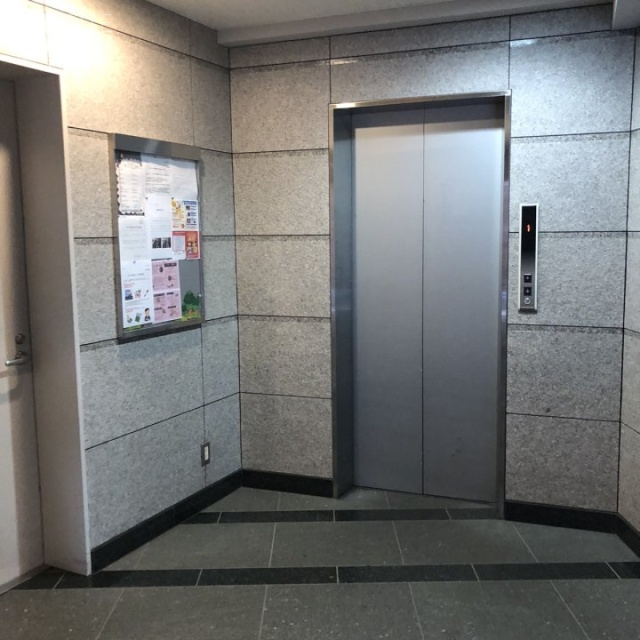 フォレスタビル　エレベーター