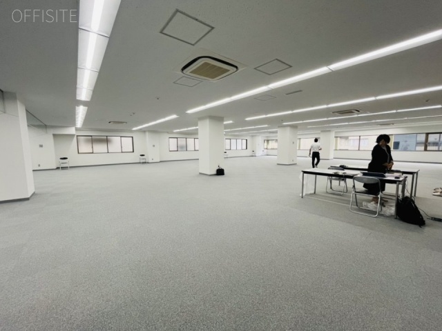 グレイスロータリービル　内装