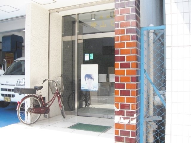 神山ビル 画像