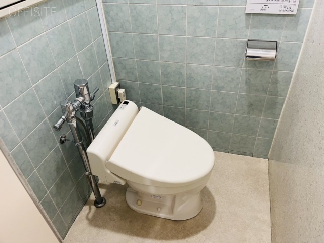 新中央ビル京橋 男子トイレ 洋式