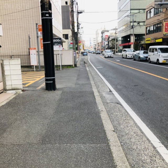 あいおいニッセイ同和損保船橋ビル ビル前面道路