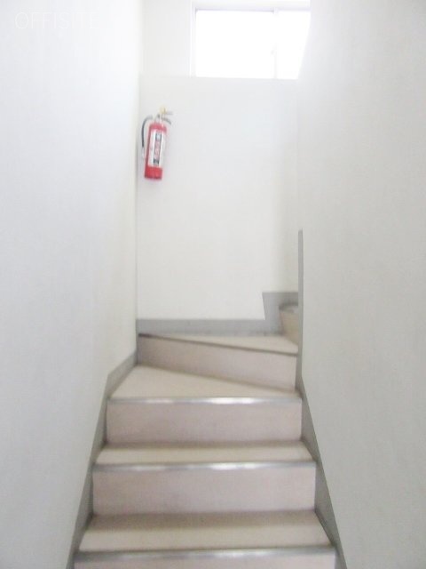 山崎ビル 階段