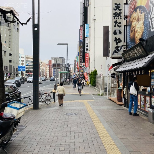 大高ビル ビル前面道路