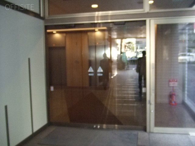 ユニゾ新川永代通りビル エントランス