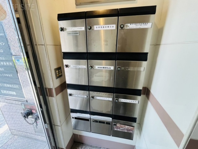 第2名和ビル　エントランス