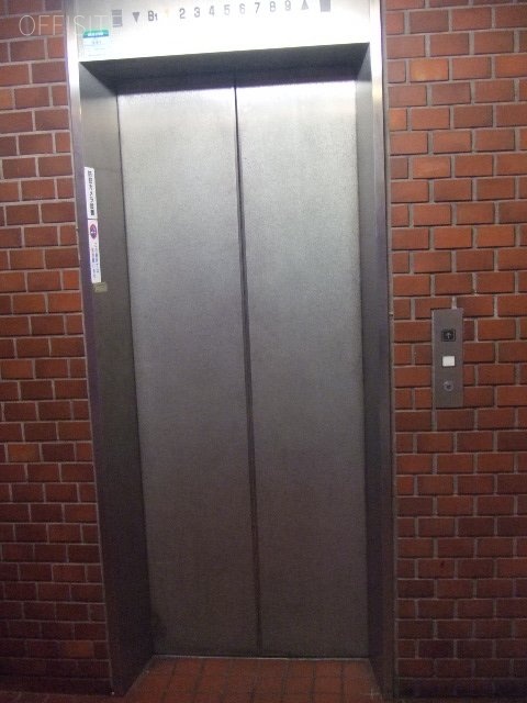 新宿サンビル 画像