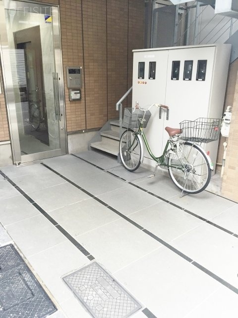 シャテニエ神田 エントランス