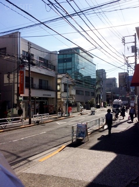 FKビル ビル周辺道路
