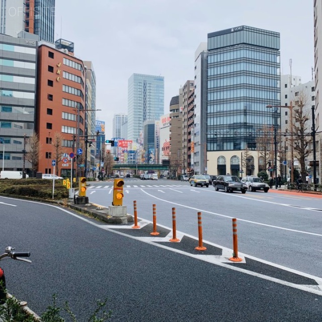 アクア神田ビル ビル前面道路