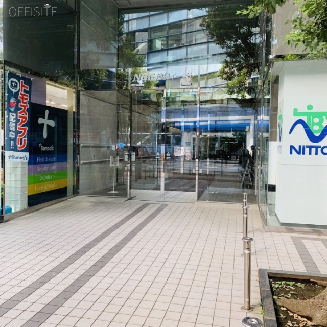 NBF池袋イーストビル エントランス