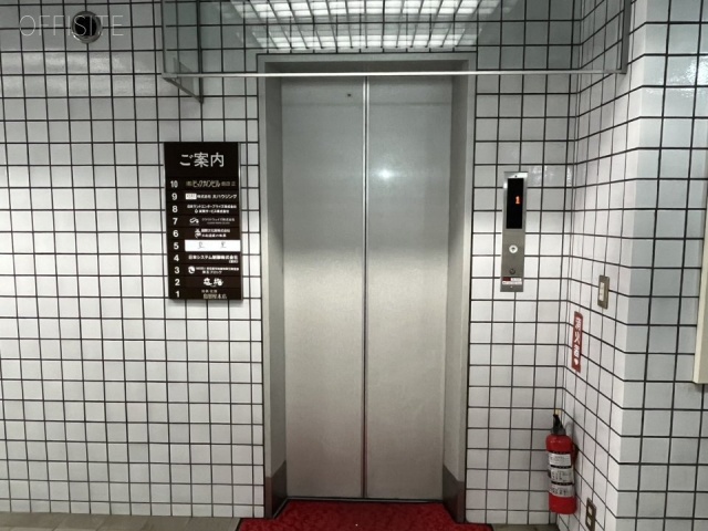 ビックナインビル　エントランス