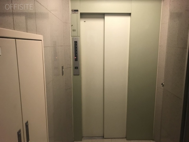 南青山シミズビル エレベーター