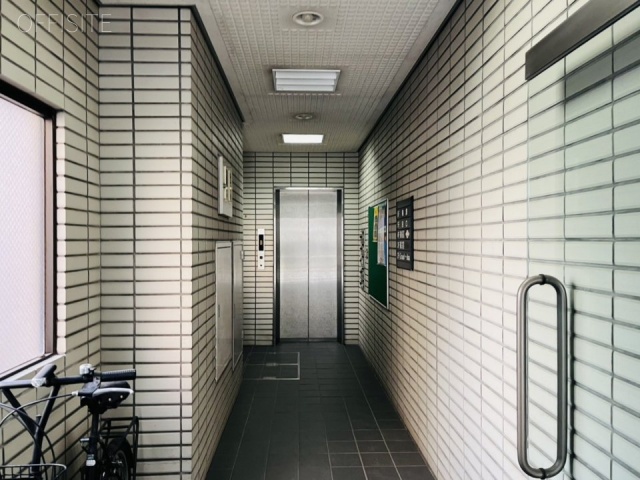 田口ビル　エントランス