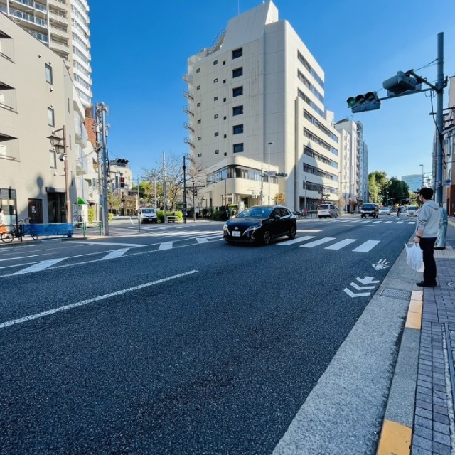 ル・ソレイユ 前面道路