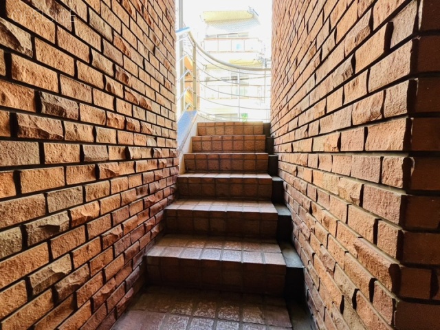 ヴォーグ代官山Ⅱ エントランス