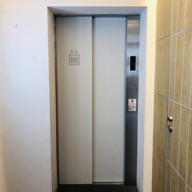 Azabu Toriizaka First エレベーター