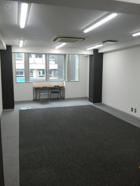 gran+AKIHABARA 室内