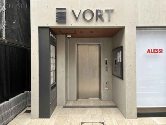 VORT表参道east　エントランス