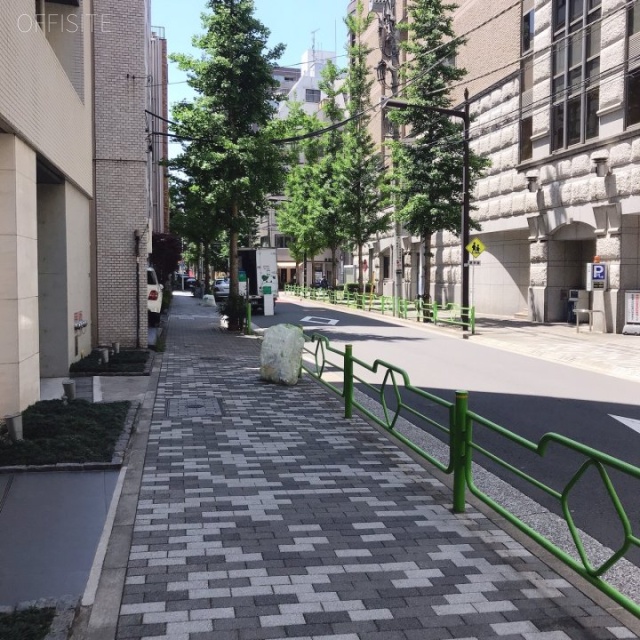イハラビル ビル前面道路