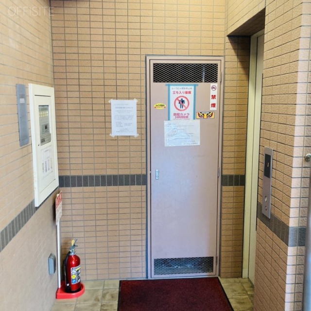 ユーワビル エントランス