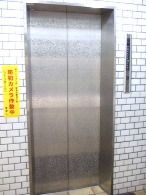 YKB御苑 エレベーター