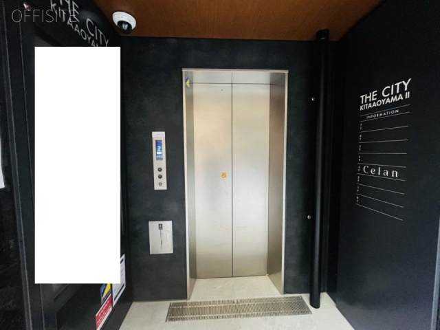 ARISTO北青山　エントランス