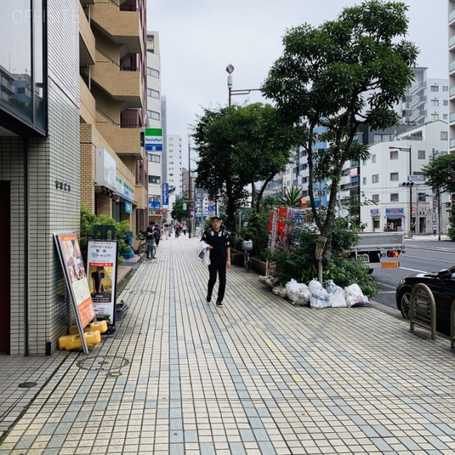 門前仲町渡東ビル ビル前面道路