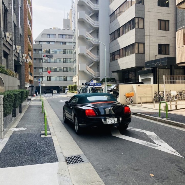 AMANO芝公園ビル ビル前面道路