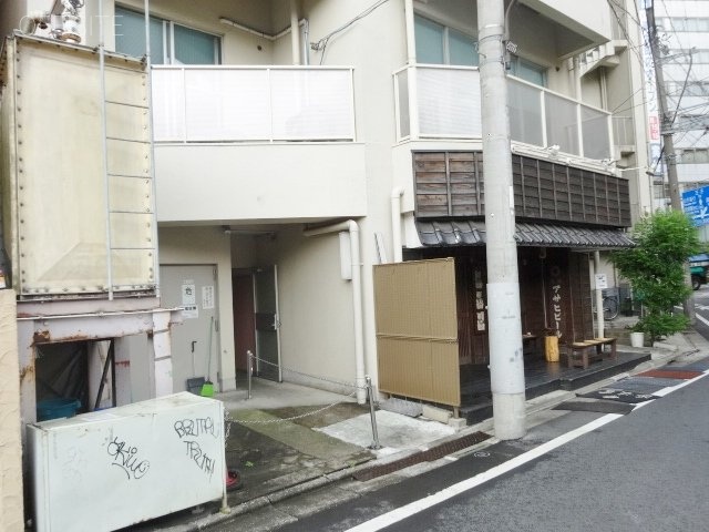 池袋クラウンハイツビル 画像