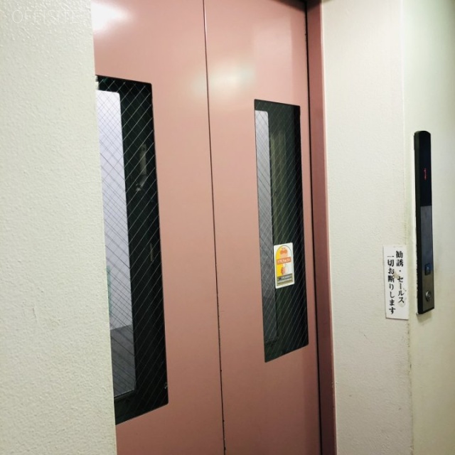 田辺ビル エレベーター