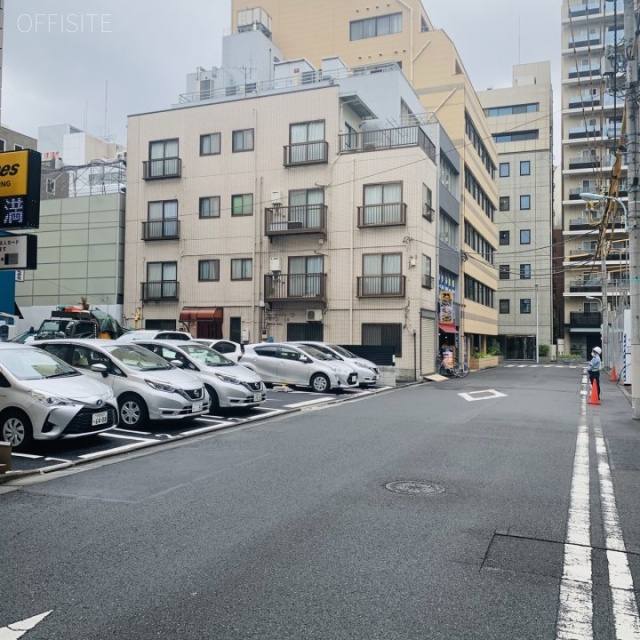 日本橋IPビル ビル前面道路