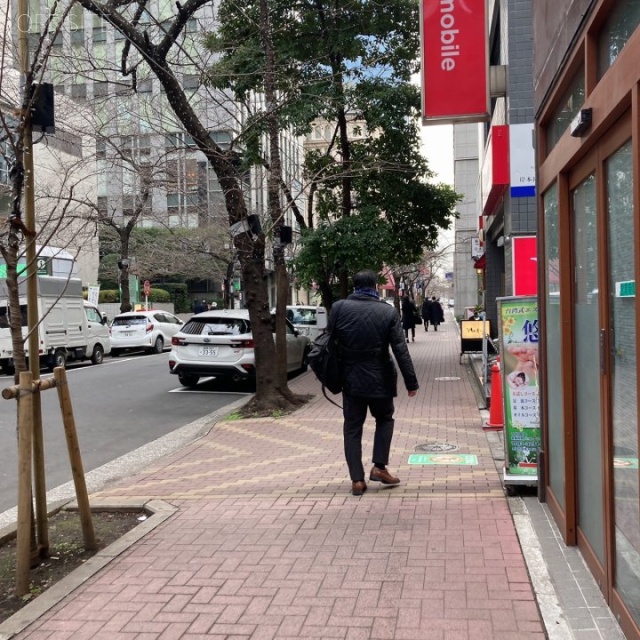 日本橋長門ビル ビル前面道路