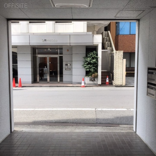 押田ビル ビル前面道路