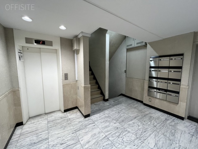 久米ビル　エントランス