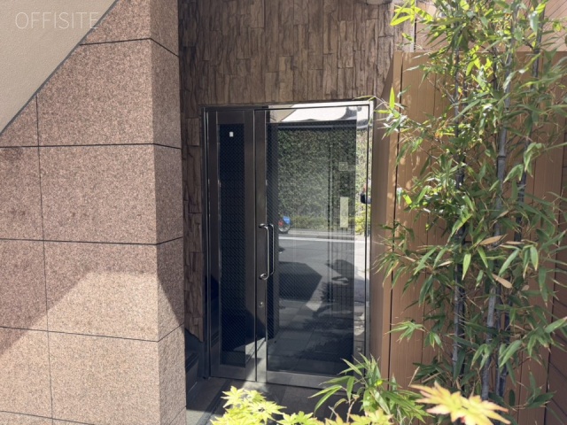 内神田ビル　オフィスビル出入口