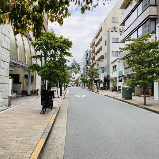 マリオン広尾ビル 前面道路