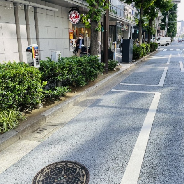 いちご人形町ビル 白枠駐車場