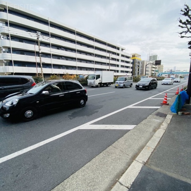 千歳台ビルディング ビル前面道路