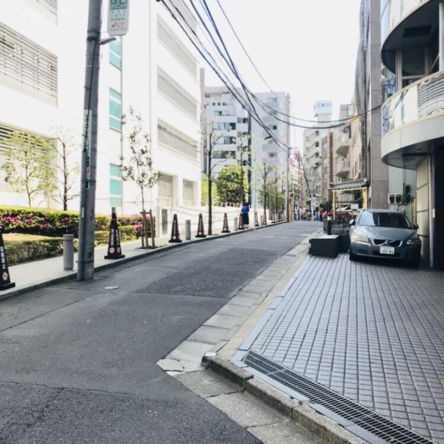 TAMA WOODY GATE EBISU ビル前面道路