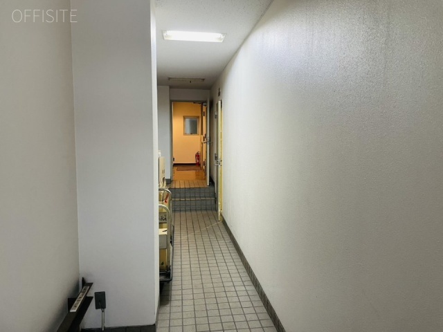 石井ビル エントランス