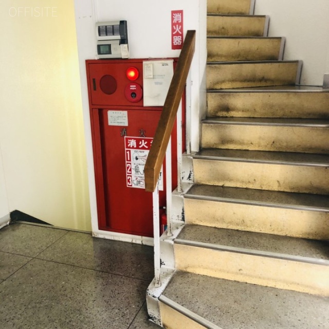 泰岳ビル エントランス