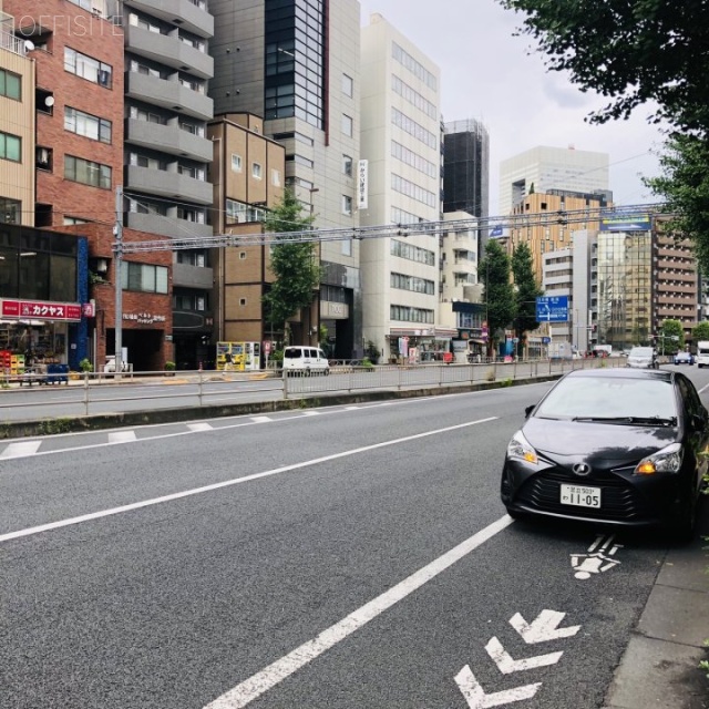 ハンファビル 前面は第一京浜