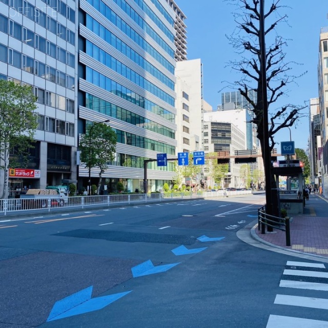 虎ノ門東宝ビル 前面道路