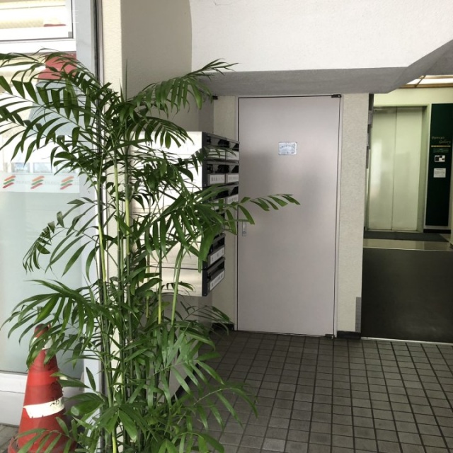 日本写真会館 エントランス