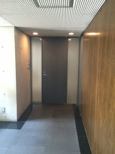 IBビル エントランス